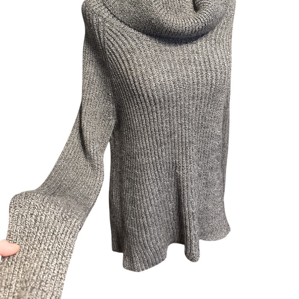 Banana Republic Oversized Italian Wool Turtleneck Sweater